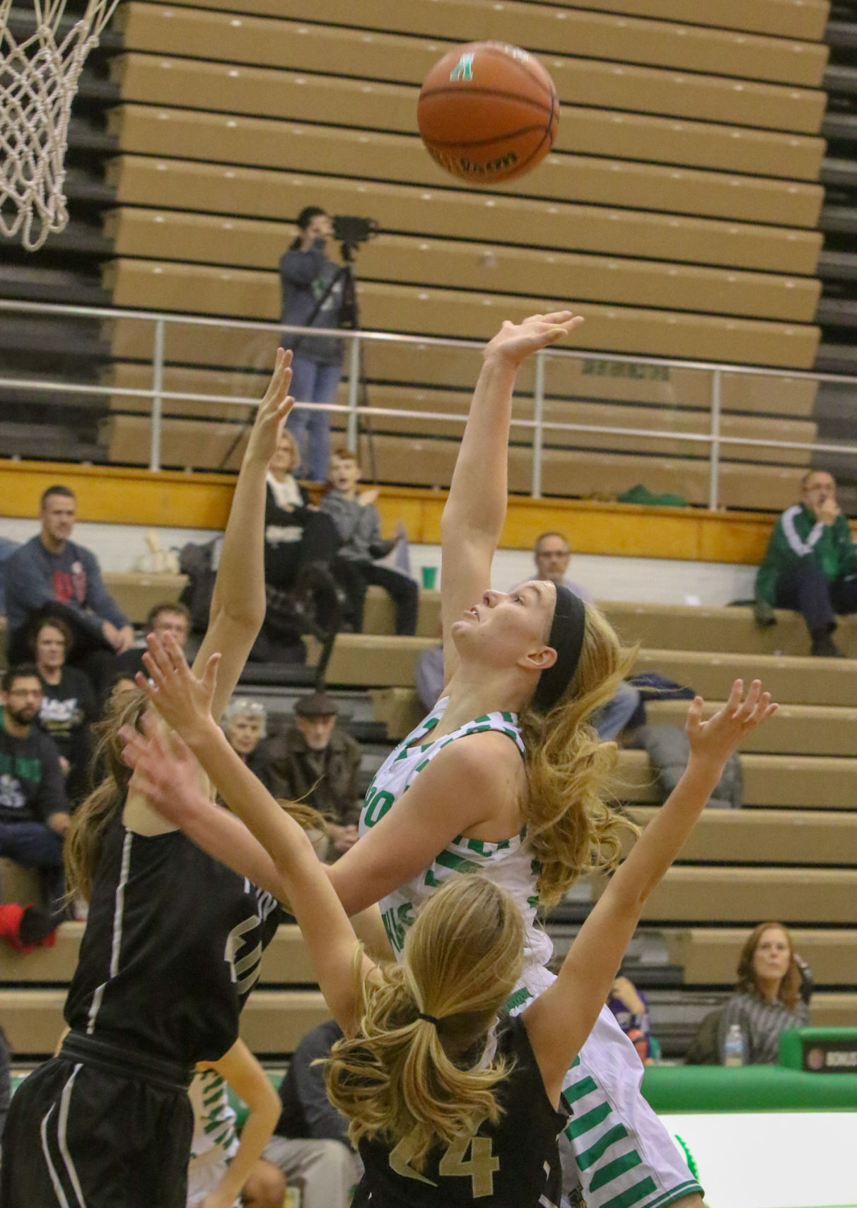 Penn at Valparaiso girls basketball